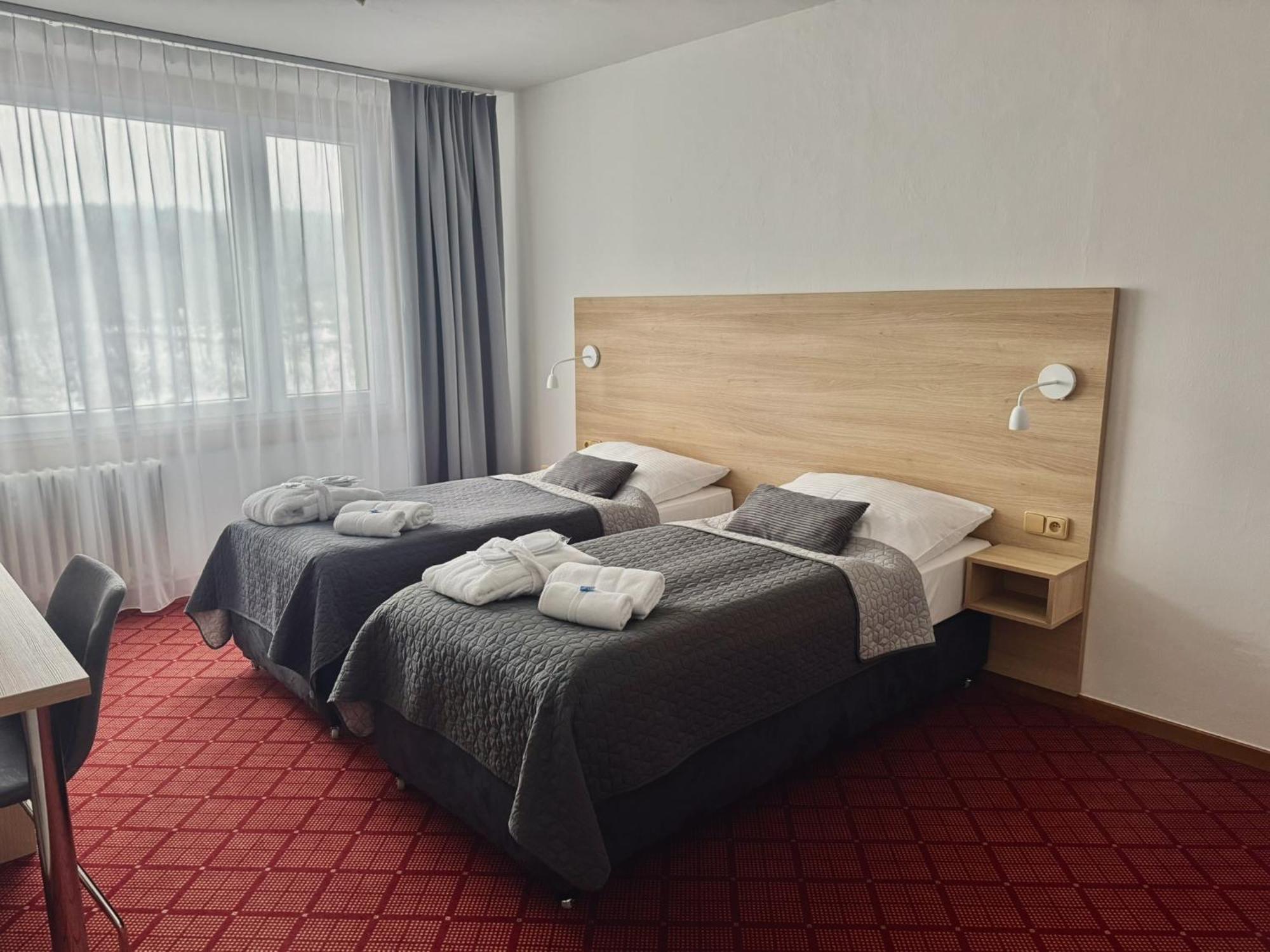 Patria Hotel 트러트노브 외부 사진